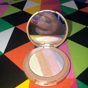 Tarte spellbound glow highlighter